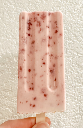 Raspberry Cheesecake Pop